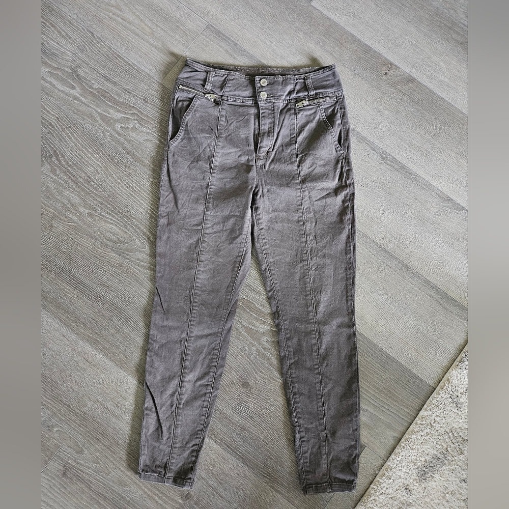 Women's Dynamite Jeans